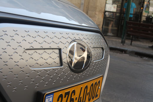 יונדאי איוניק חשמלית גריל קדמי